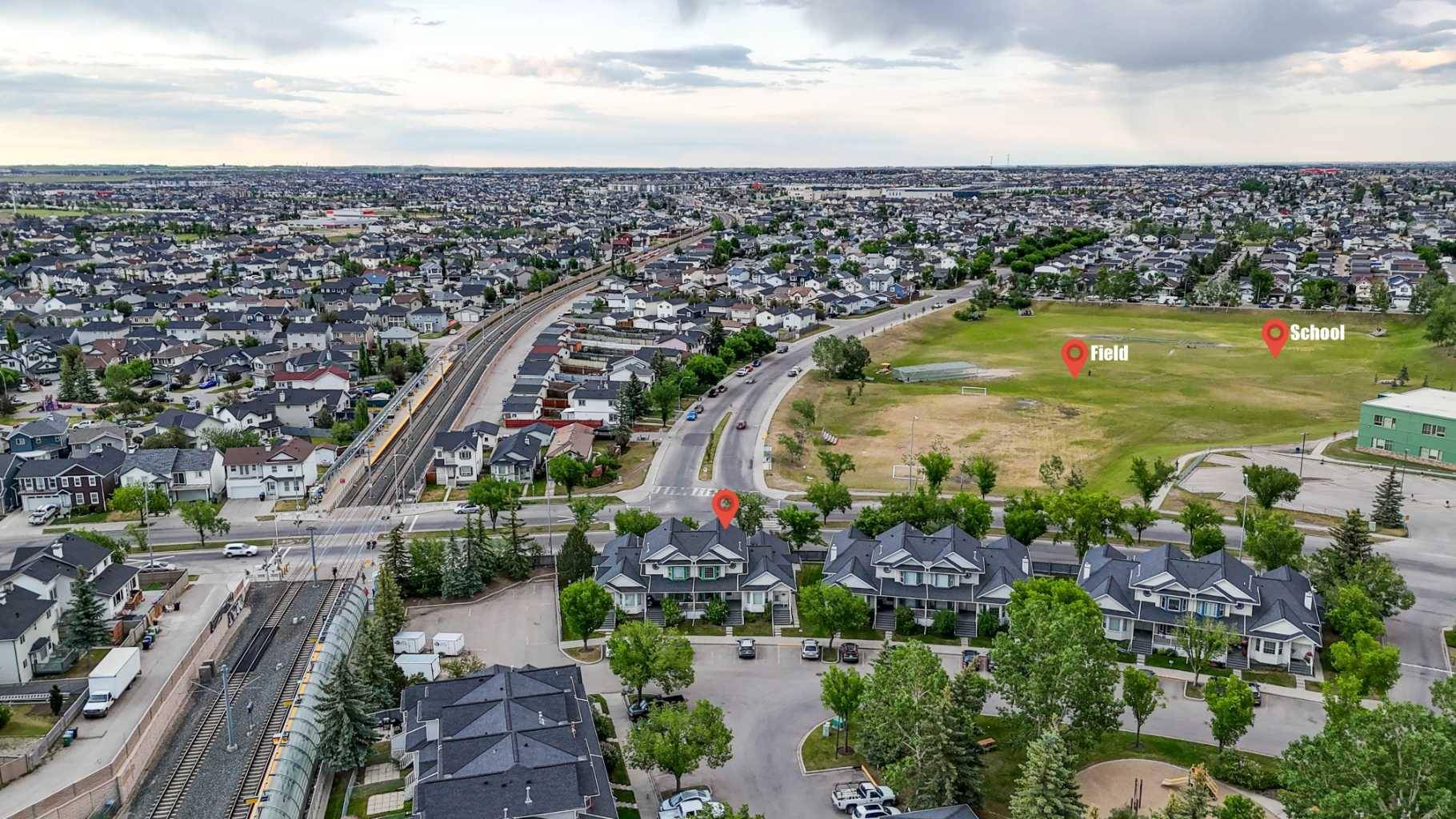 Calgary, AB T3J 4N7,28 Martin Crossing CT NE