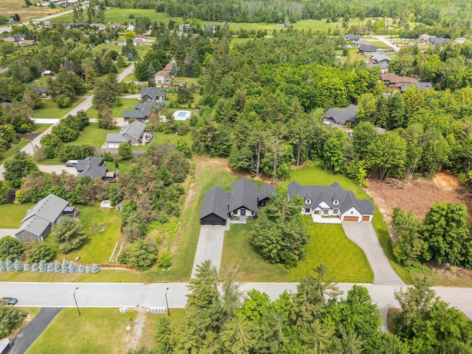 Springwater, ON L0L 2K0,31 Marni LN