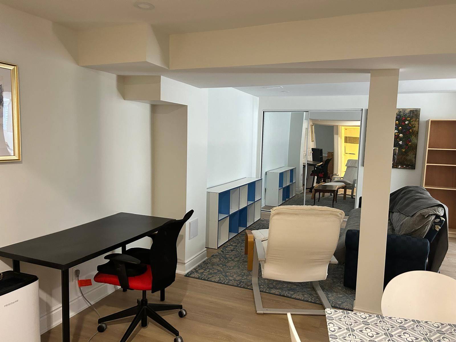 Mississauga, ON L4W 3C8,1596 Maple Ridge DR #Basement