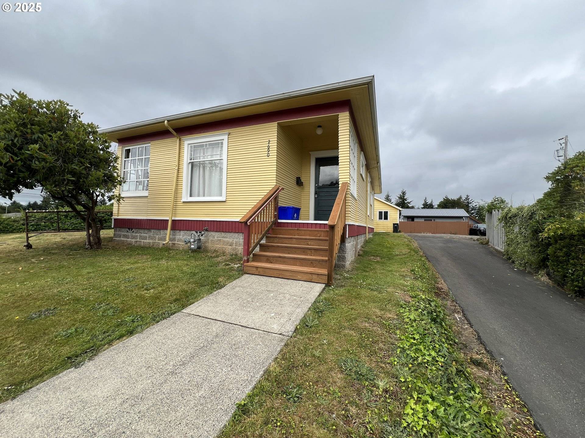 North Bend, OR 97459,2690 SHERIDAN AVE