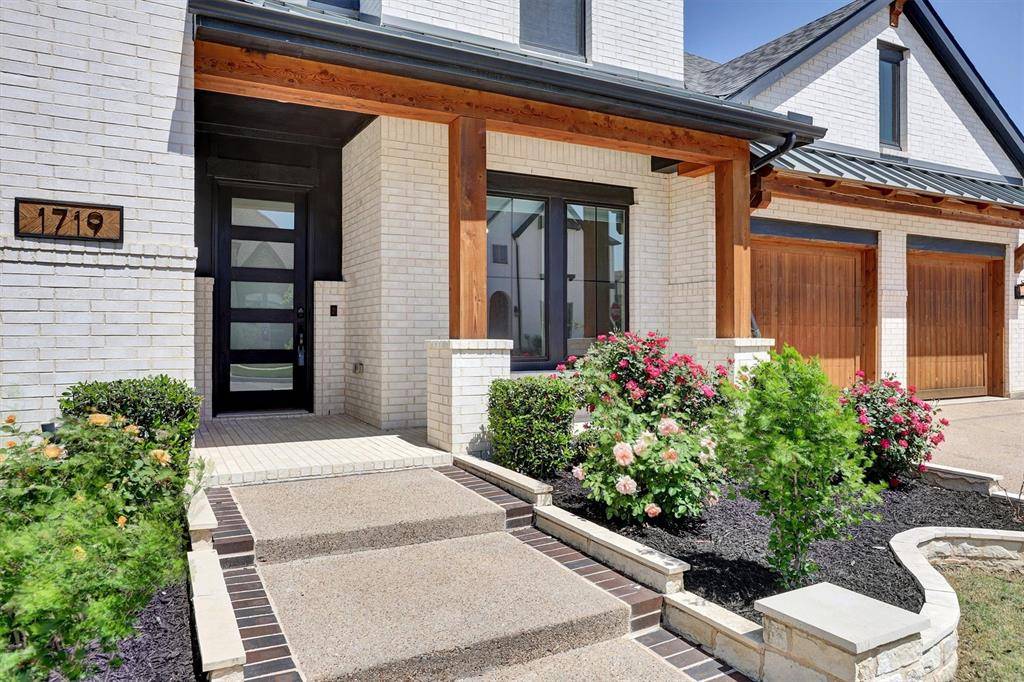 Arlington, TX 76005,1719 Silver Marten Trail