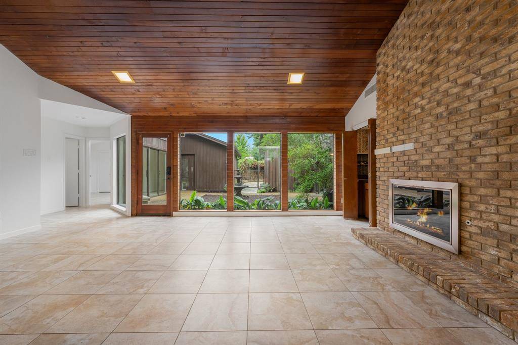 Richardson, TX 75082,1705 Yorkshire Drive