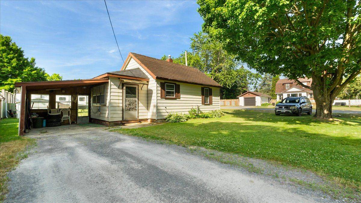 Prince Edward County, ON K0K 2T0,23 Fawcett AVE