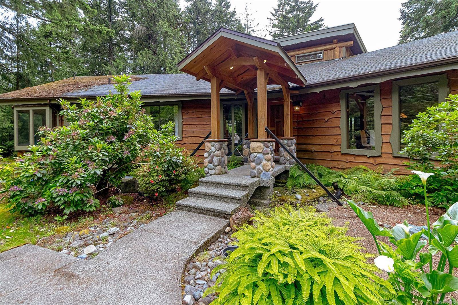 Cobble Hill, BC V0R 1L4,3450 Ravencrest Rd