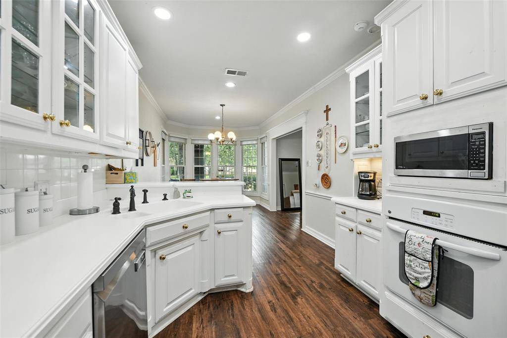 Hurst, TX 76054,655 Springhill Drive