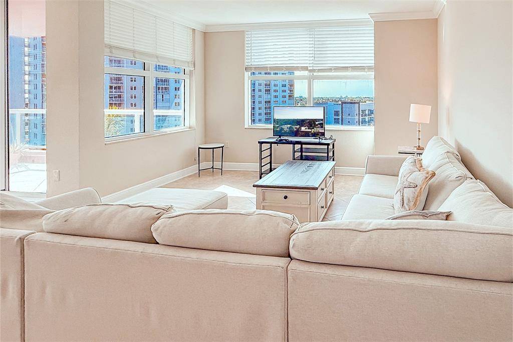 Fort Lauderdale, FL 33305,2110 N Ocean Blvd #8E