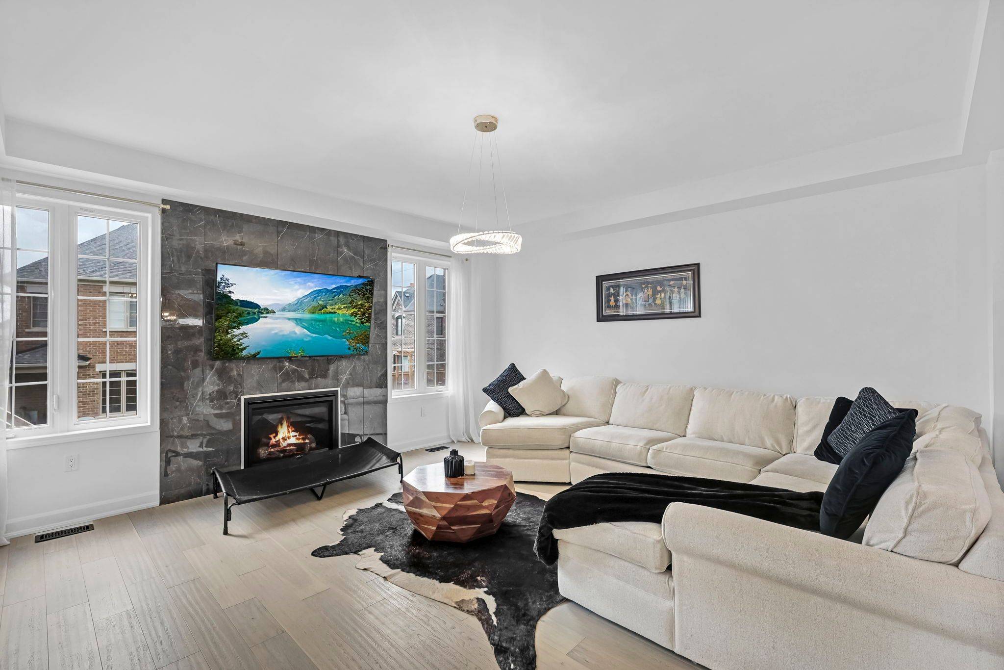 Vaughan, ON L4H 4W3,50 Chorus CRES