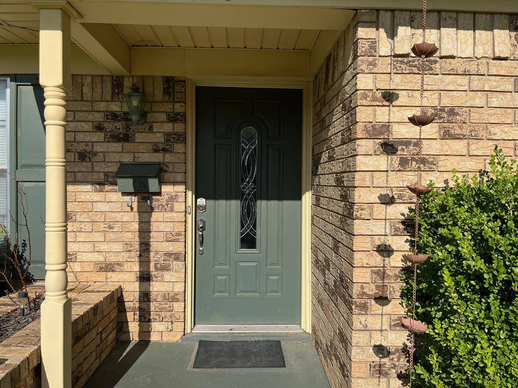 Denison, TX 75020,120 S Wood Avenue