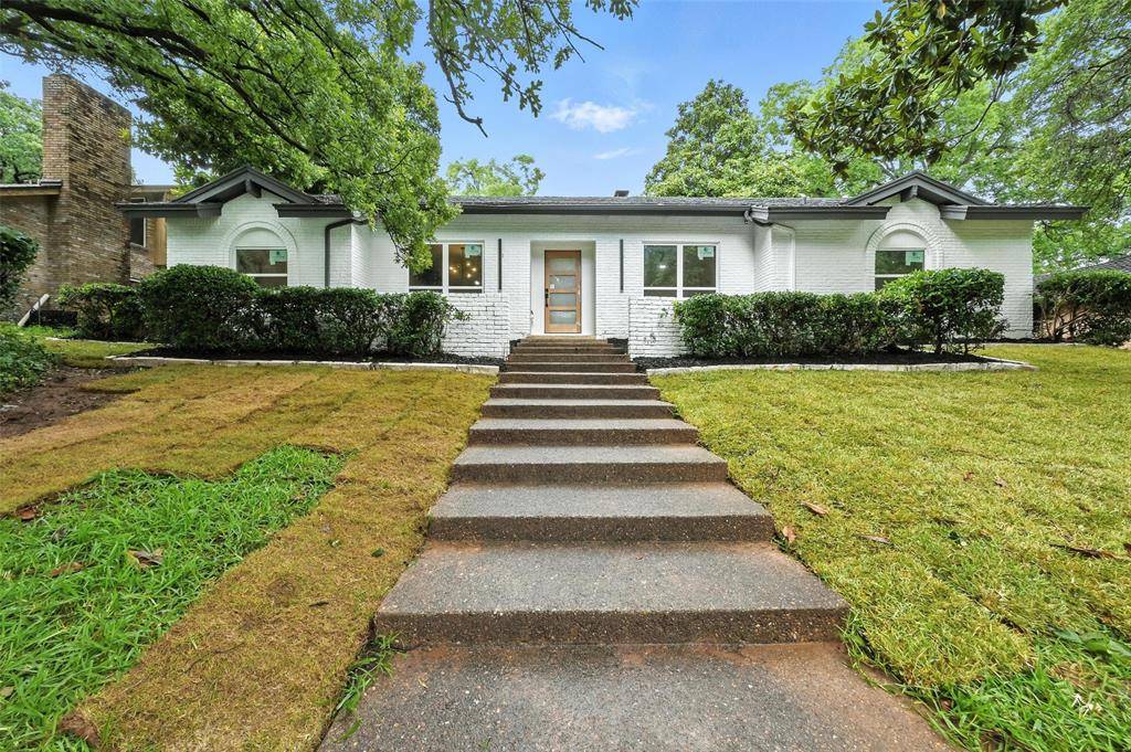 Arlington, TX 76012,2301 Wood Cliff Court
