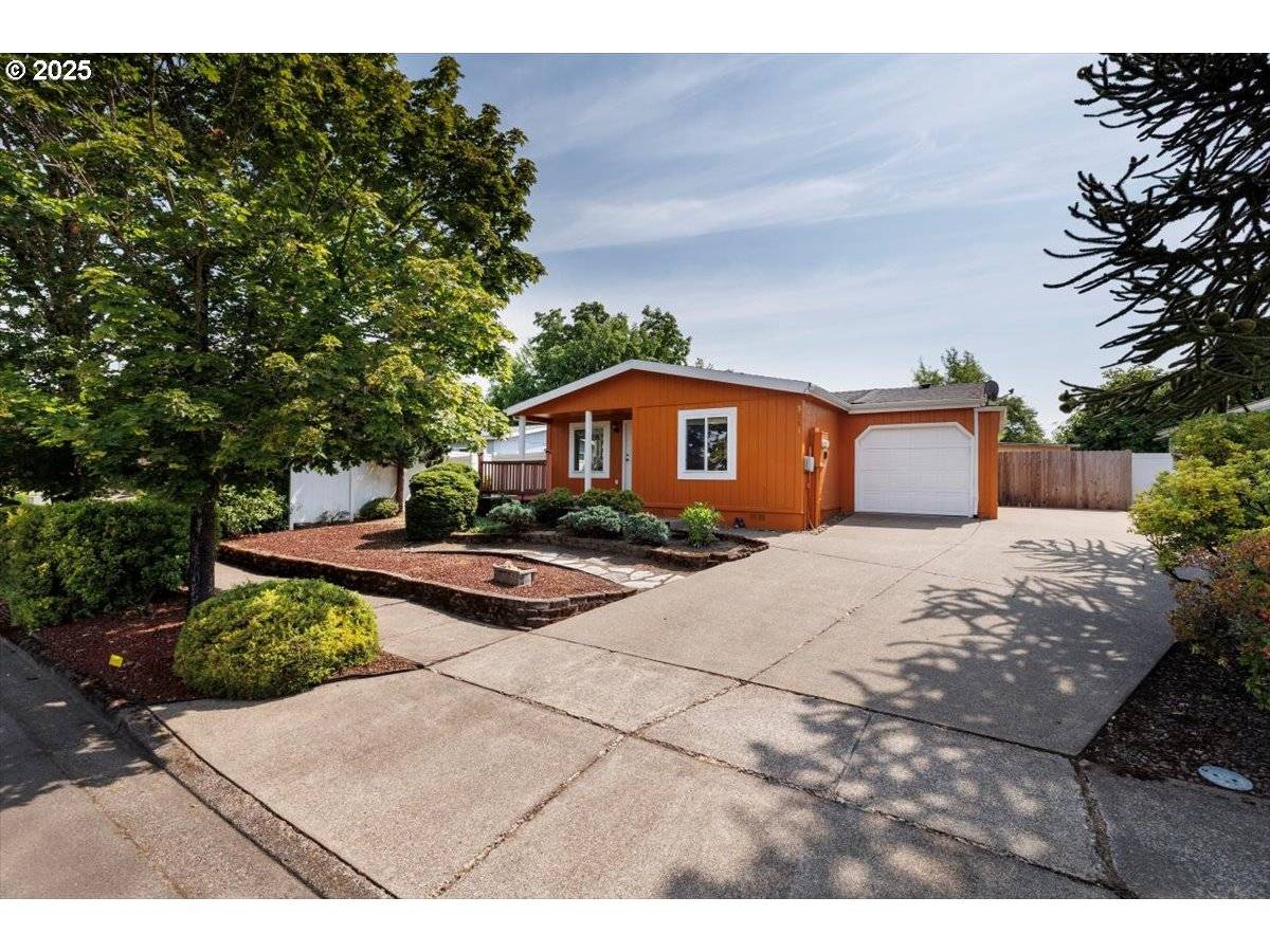 Forest Grove, OR 97116,3251 B ST