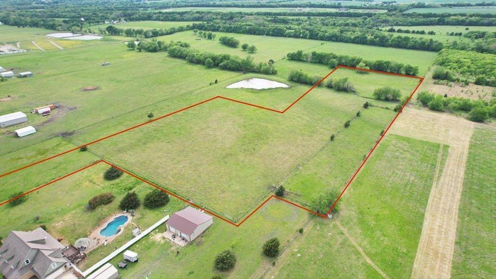 Whitewright, TX 75491,5185 E Line Road