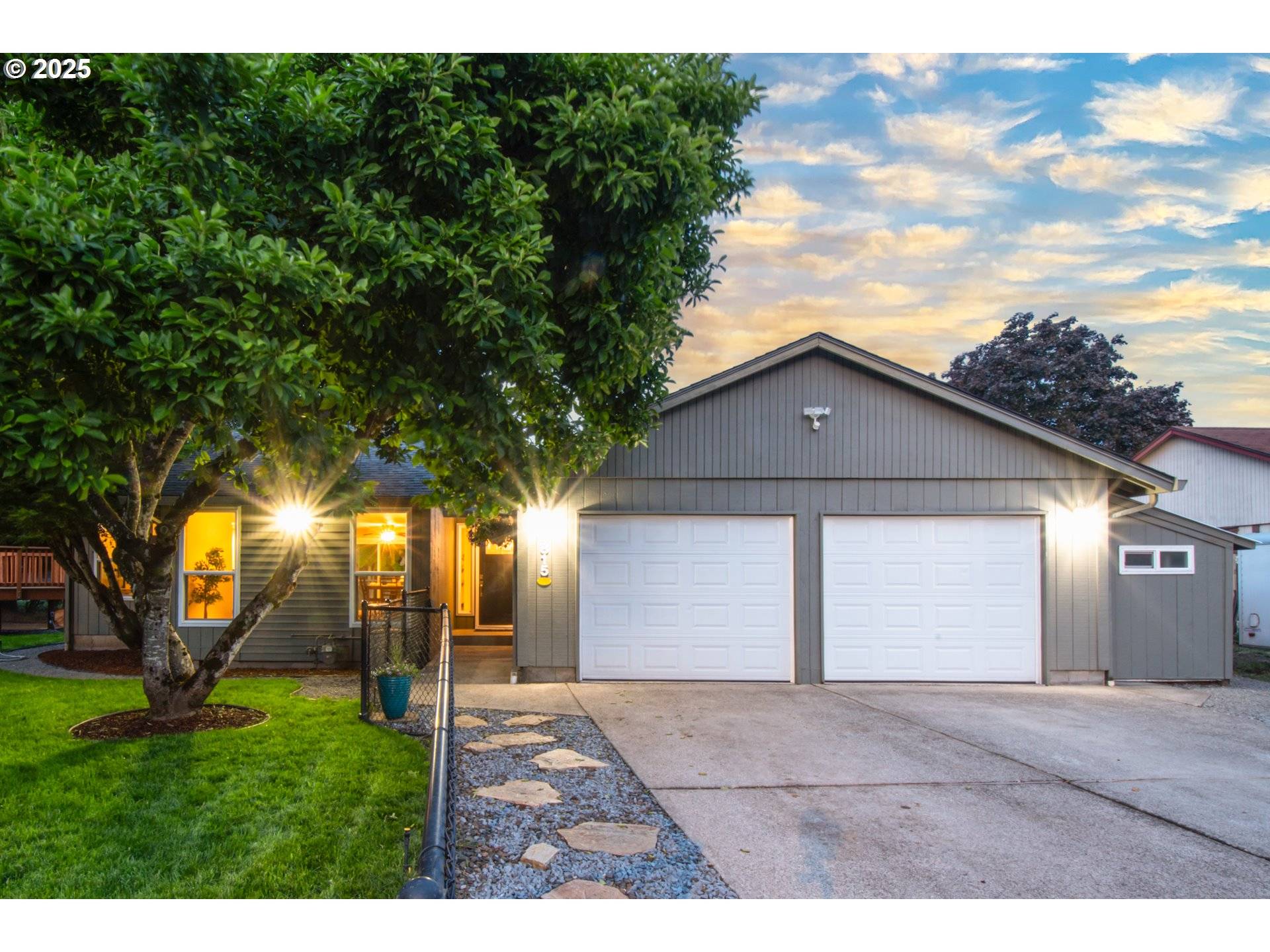 Vancouver, WA 98662,6815 NE 92ND CT