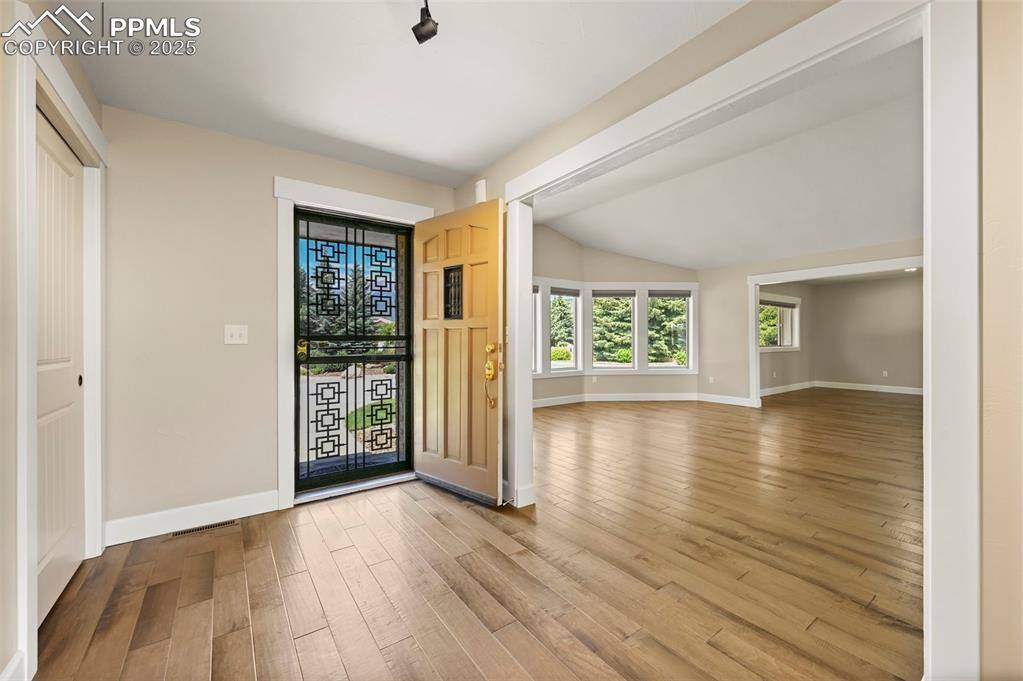 Colorado Springs, CO 80904,3455 Hill CIR