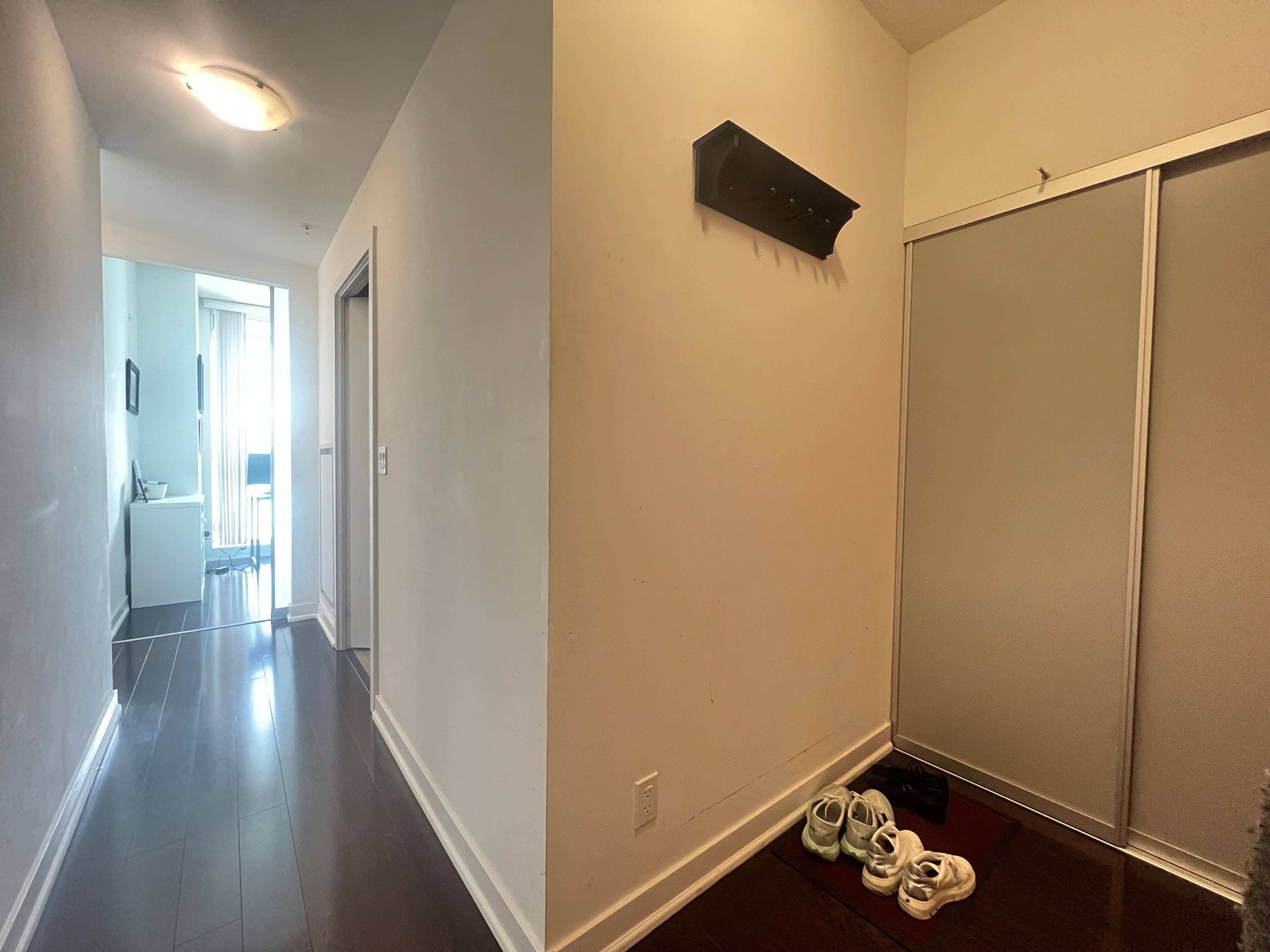 Toronto C01, ON M5V 0H5,30 Nelson ST #1504