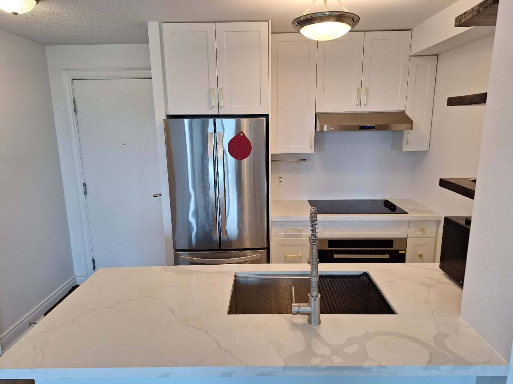 Toronto C07, ON M2M 4M7,15 Greenview AVE #1011