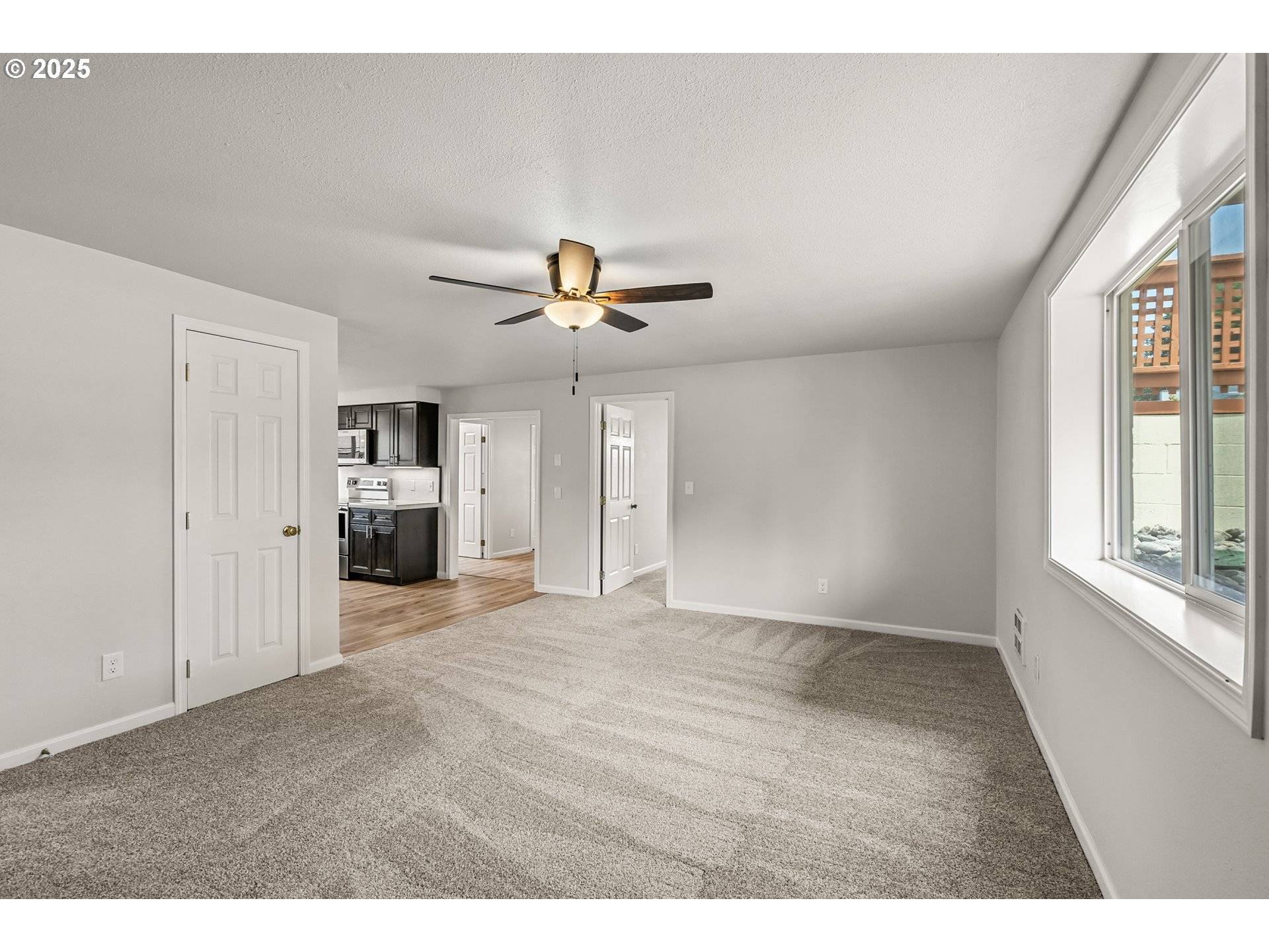 Brookings, OR 97415,749 1ST ST