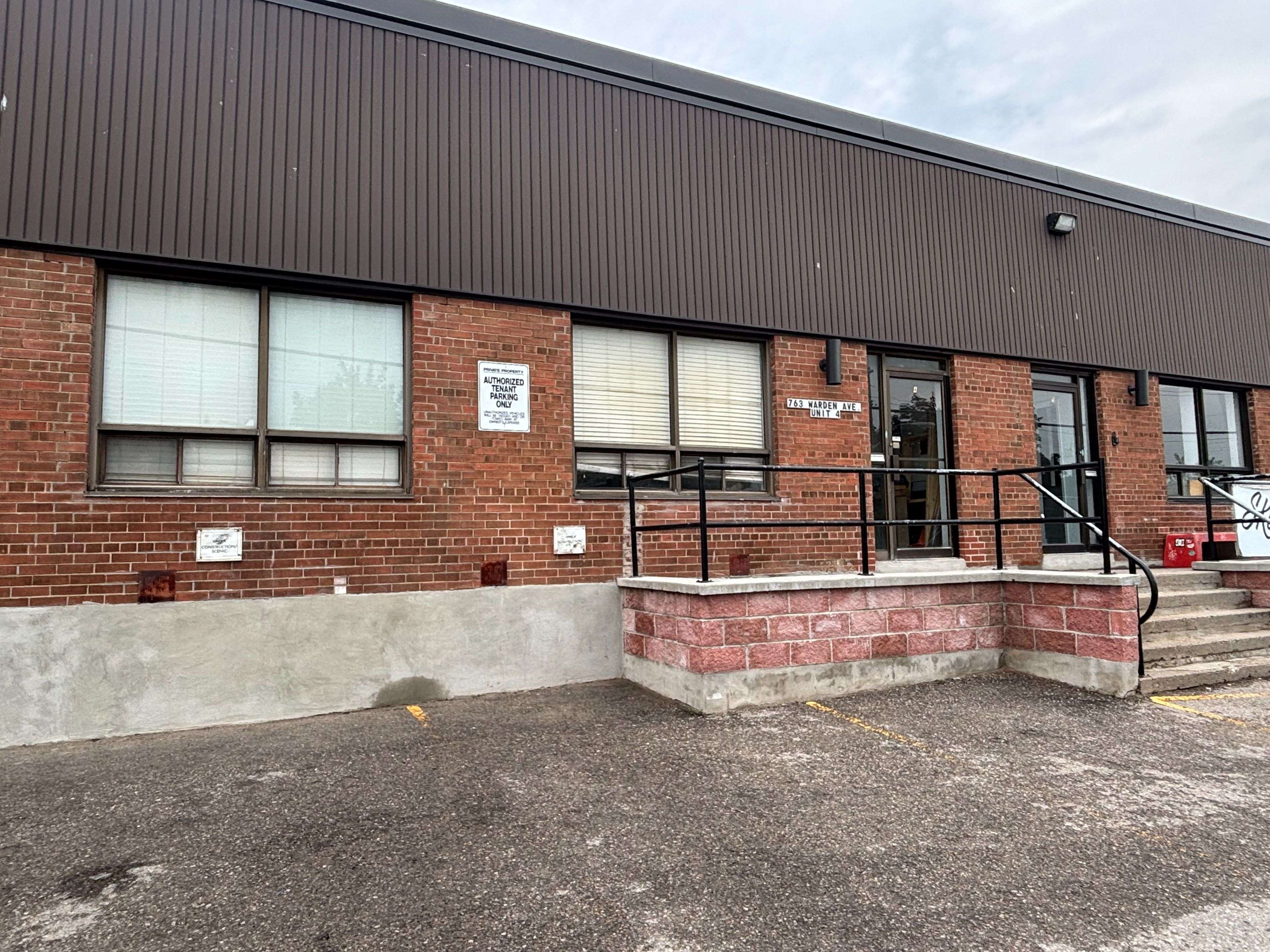 Toronto E04, ON M1L 4B7,763 Warden AVE ## 3-4