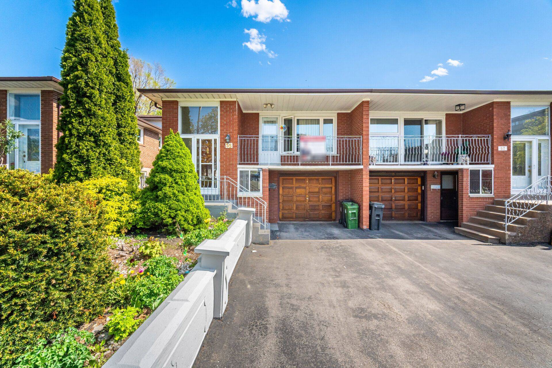 Toronto W05, ON M3N 1S7,55 Shoreham DR