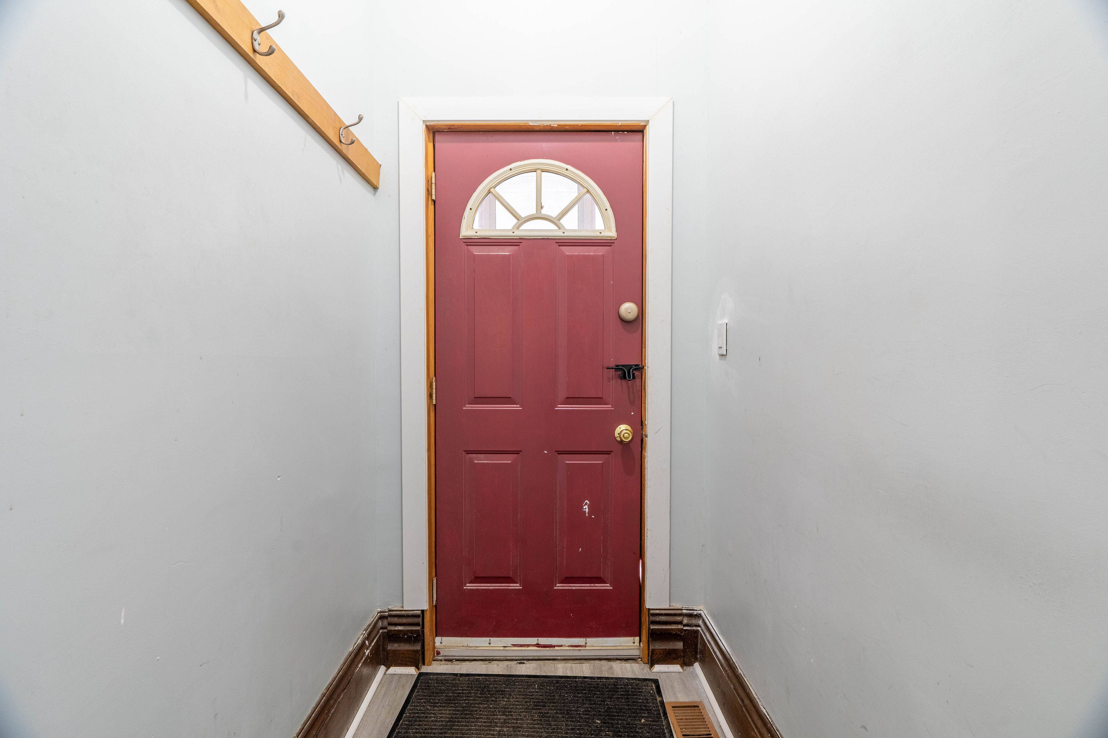 London East, ON N5Z 1L1,11 ROSEWOOD AVE