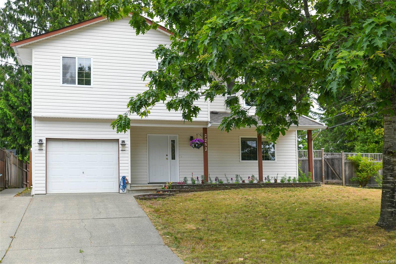 Courtenay, BC V9N 9E4,2252 Walbran Dr