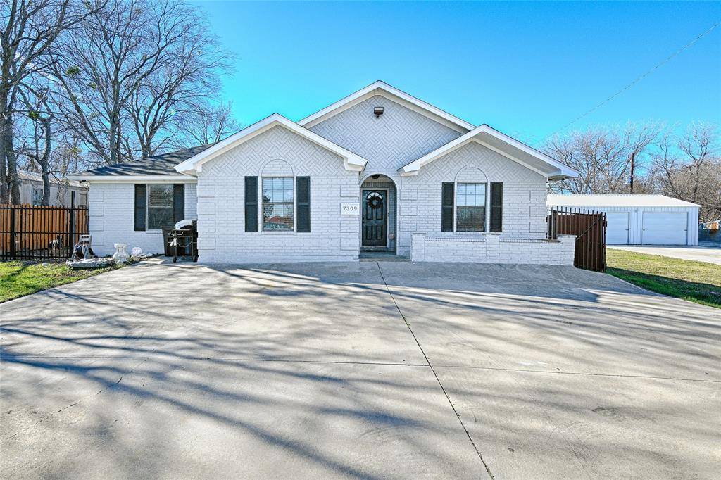 Fort Worth, TX 76179,7309 Gillis Johnson Street