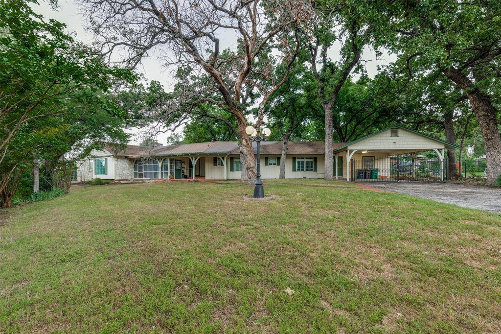 Fort Worth, TX 76111,1901 Bluebird Avenue