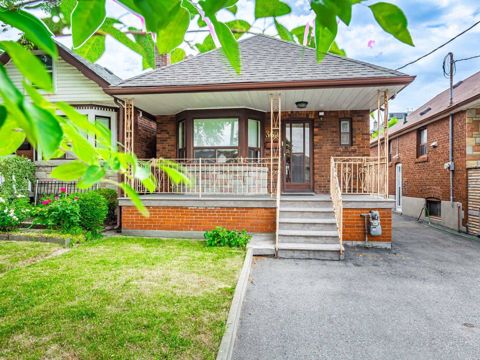 Toronto W04, ON M6E 2N5,369 Whitmore AVE