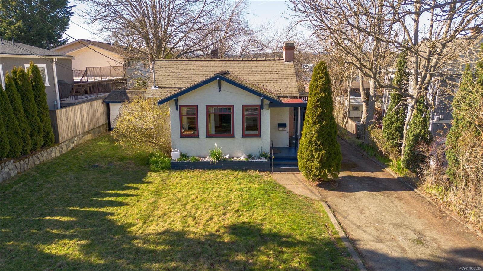 Saanich, BC V8Z 3V7,3228 Seaton St