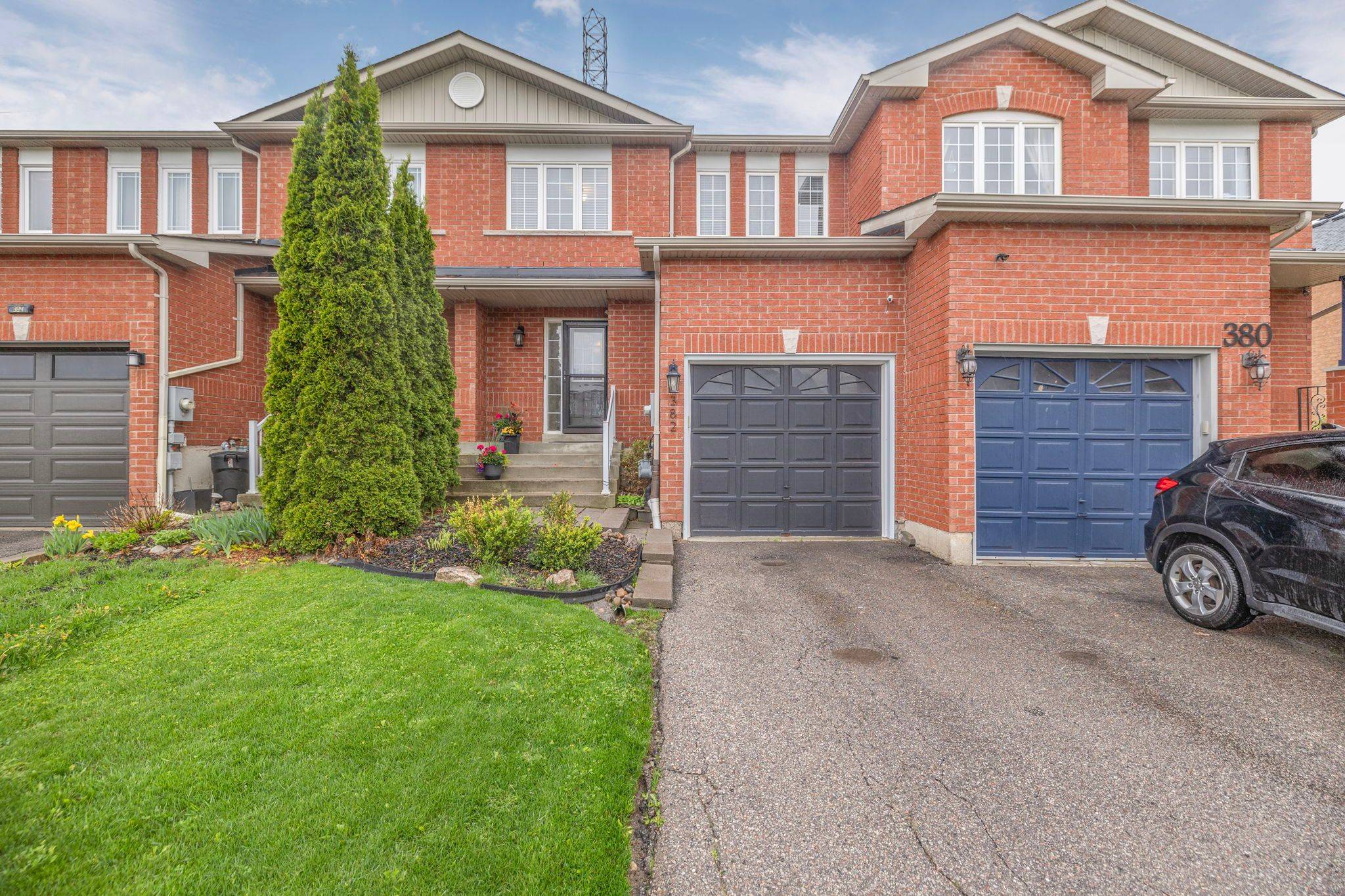 Newmarket, ON L3X 2N3,382 Rannie RD