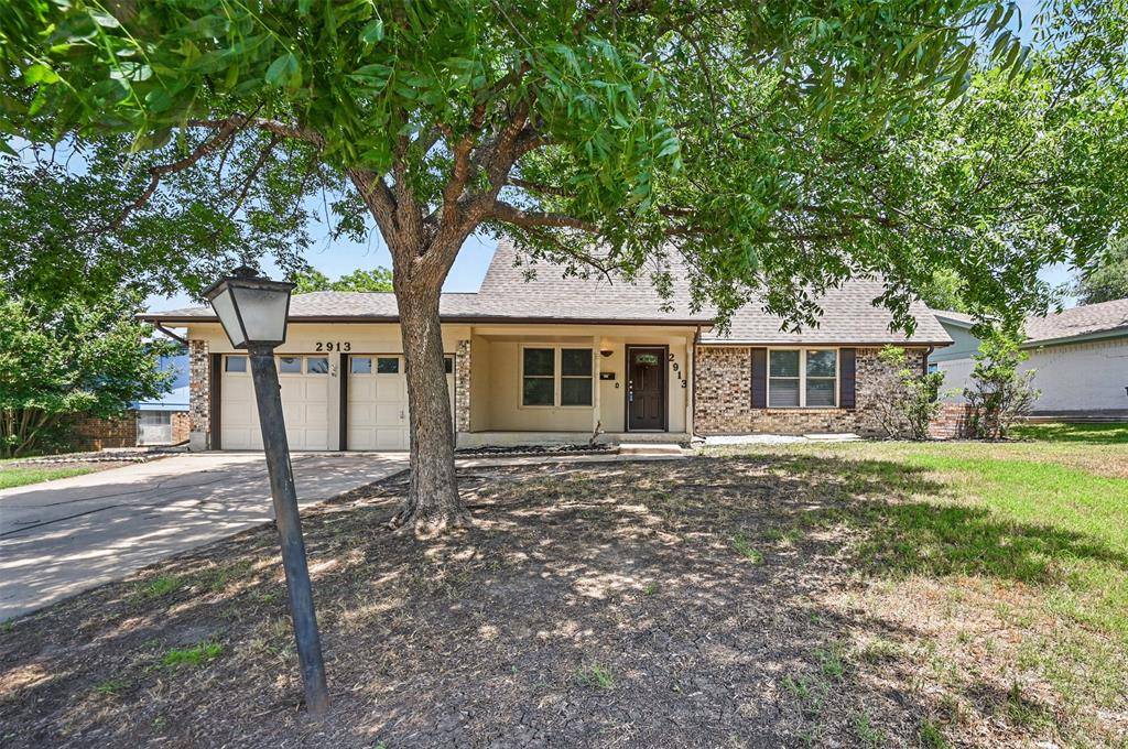 Fort Worth, TX 76116,2913 Portales Drive