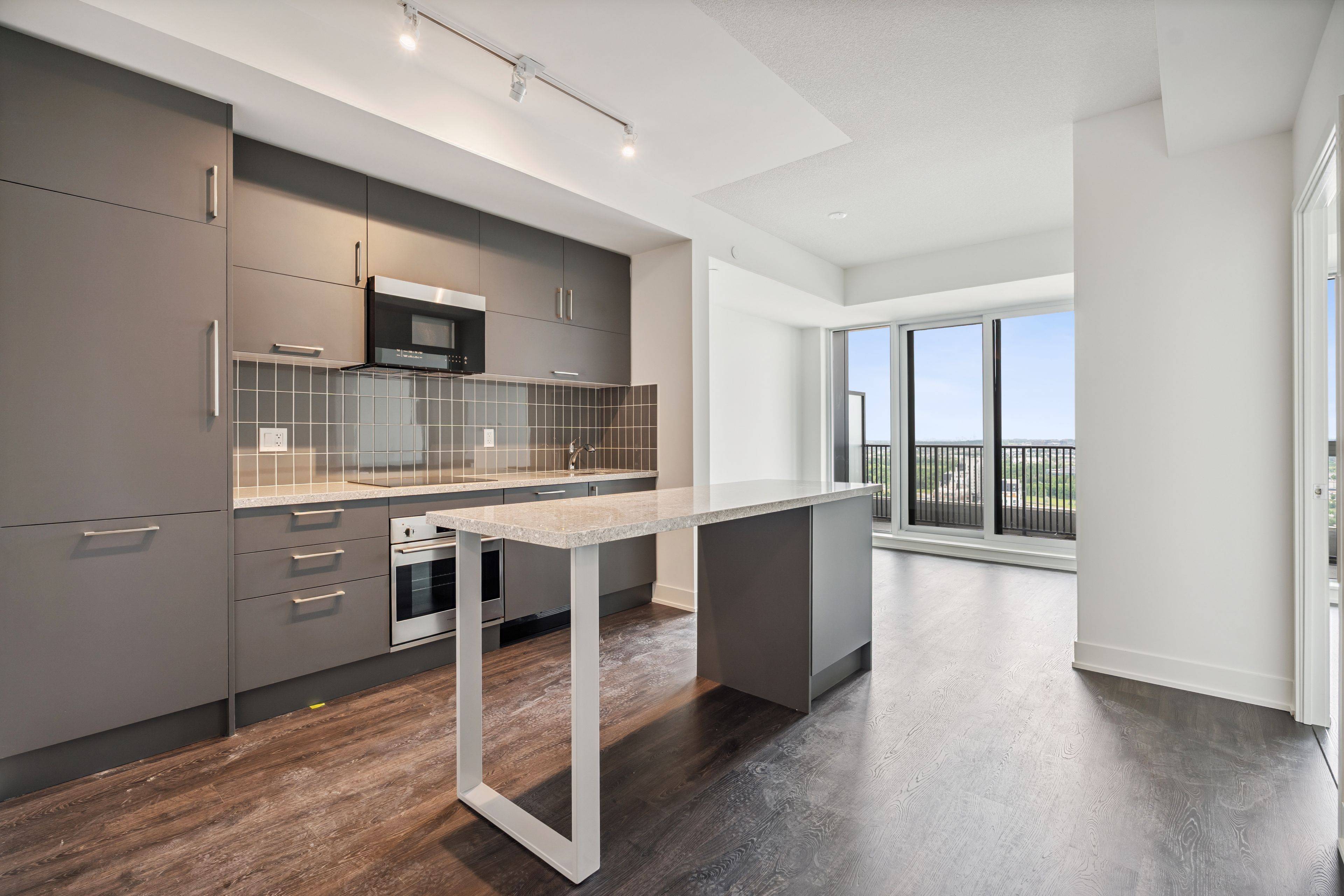 Markham, ON L6G 0H9,56 Andre De Grasse ST #2413