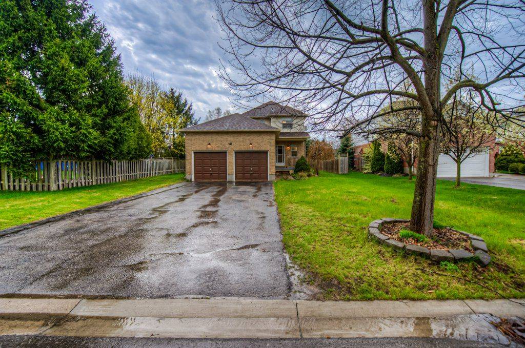 North Dumfries, ON N0B 1E0,20 Hunt ST