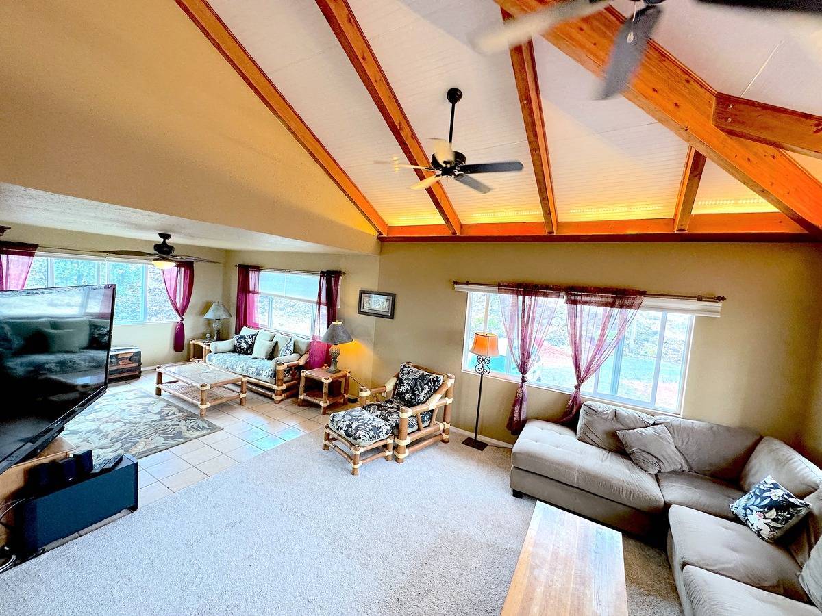 Ocean View, HI 96737,92-905 KAHILI BLVD
