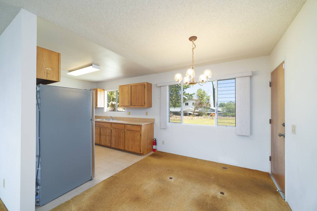 Hilo, HI 96720,39 KUHILANI ST