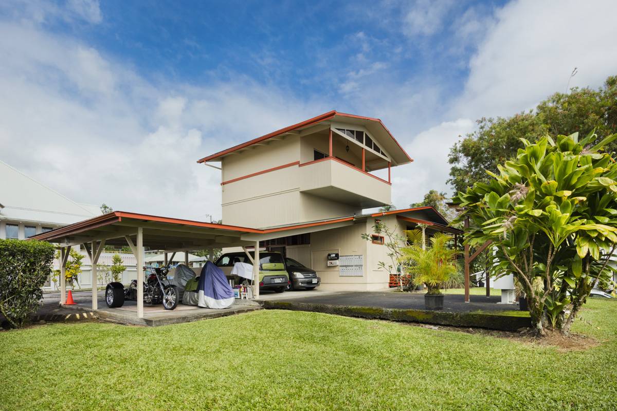 Hilo, HI 96720,307 LEHUA ST