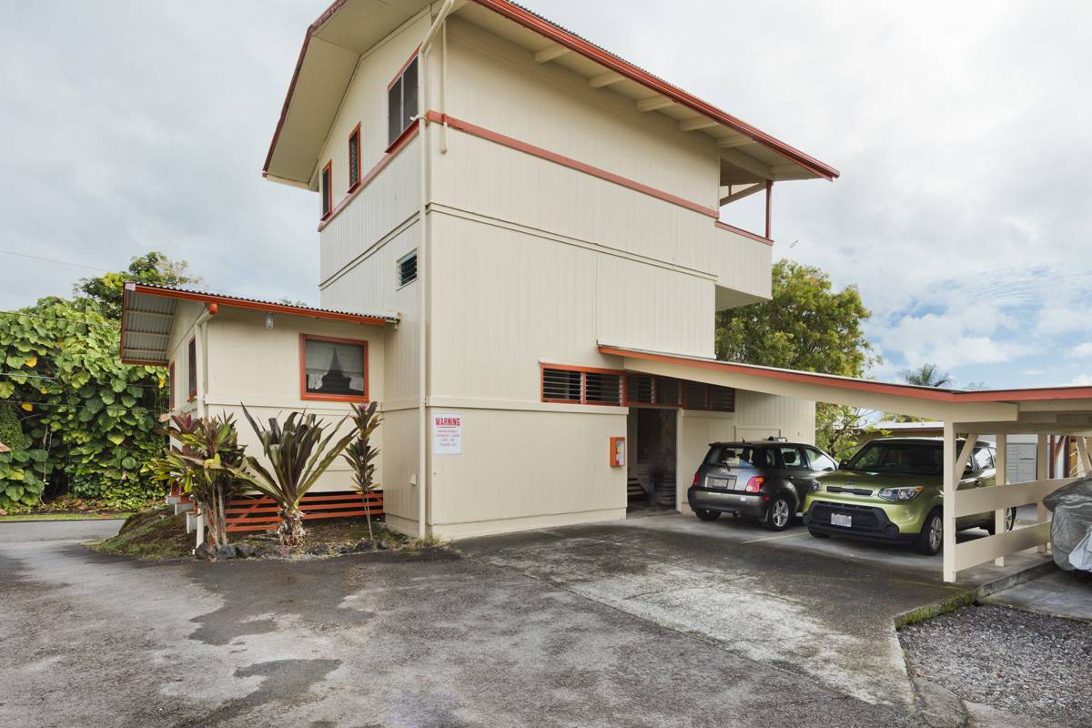 Hilo, HI 96720,307 LEHUA ST