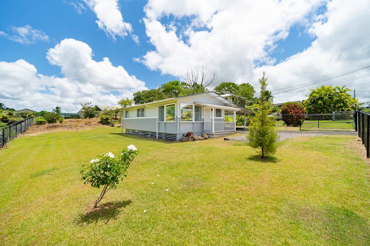 Keaau, HI 96760,16-785 MILO ST