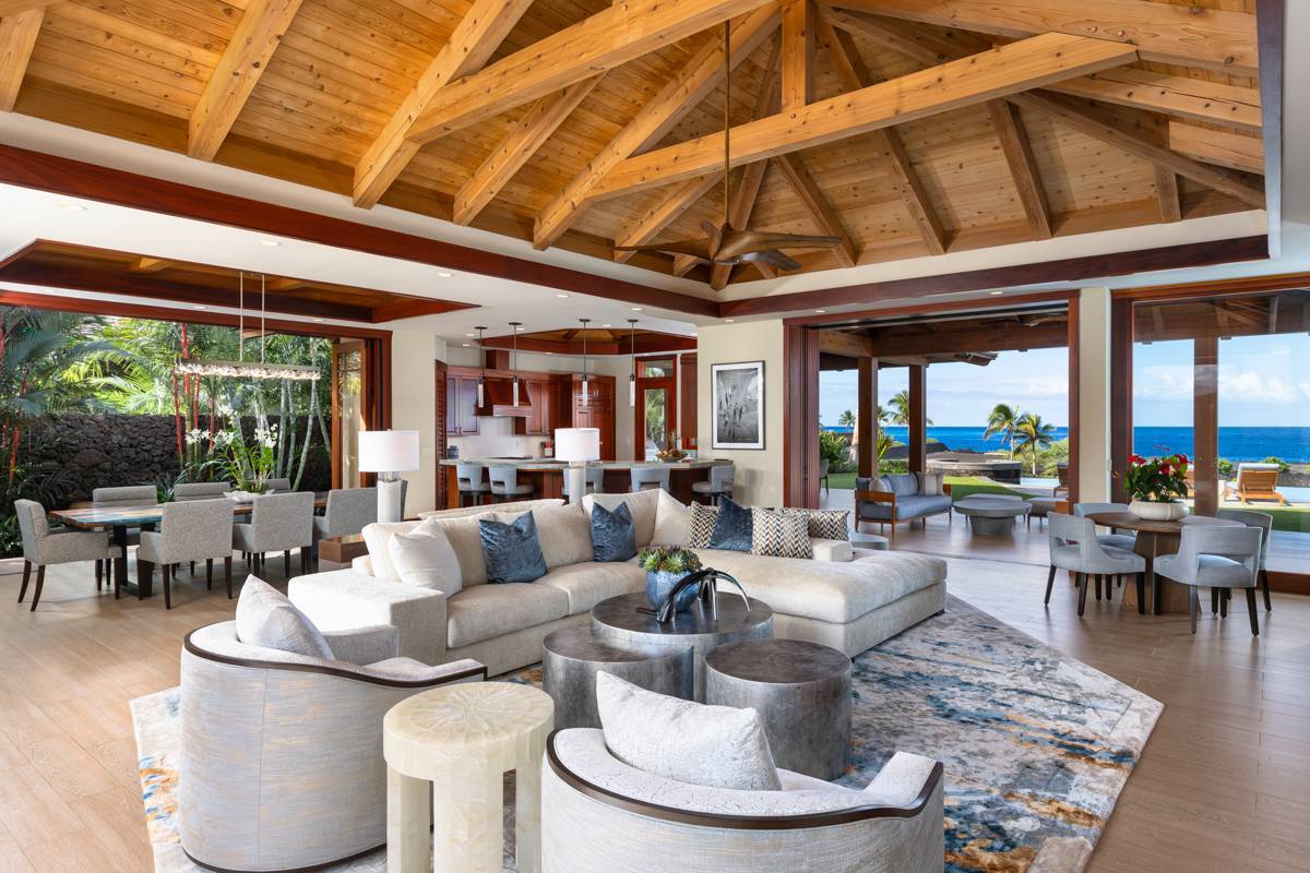 Kailua-kona, HI 96740,72-1029 KEKAHAWAIOLE DR