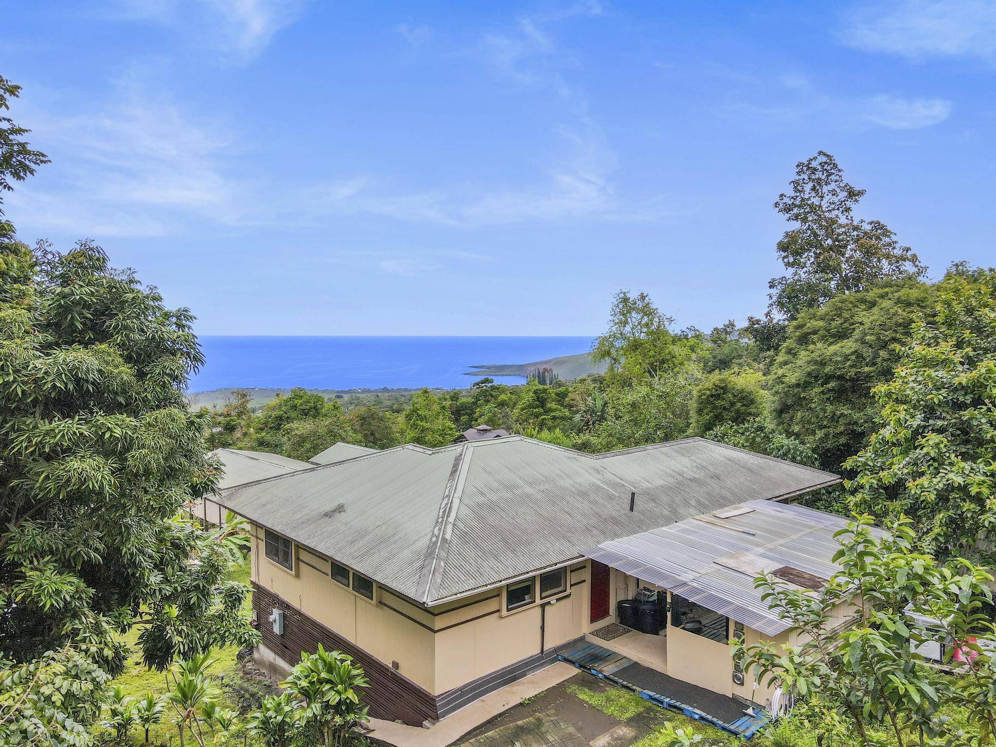 Captain Cook, HI 96704,83-5430-D HAWAII BELT RD