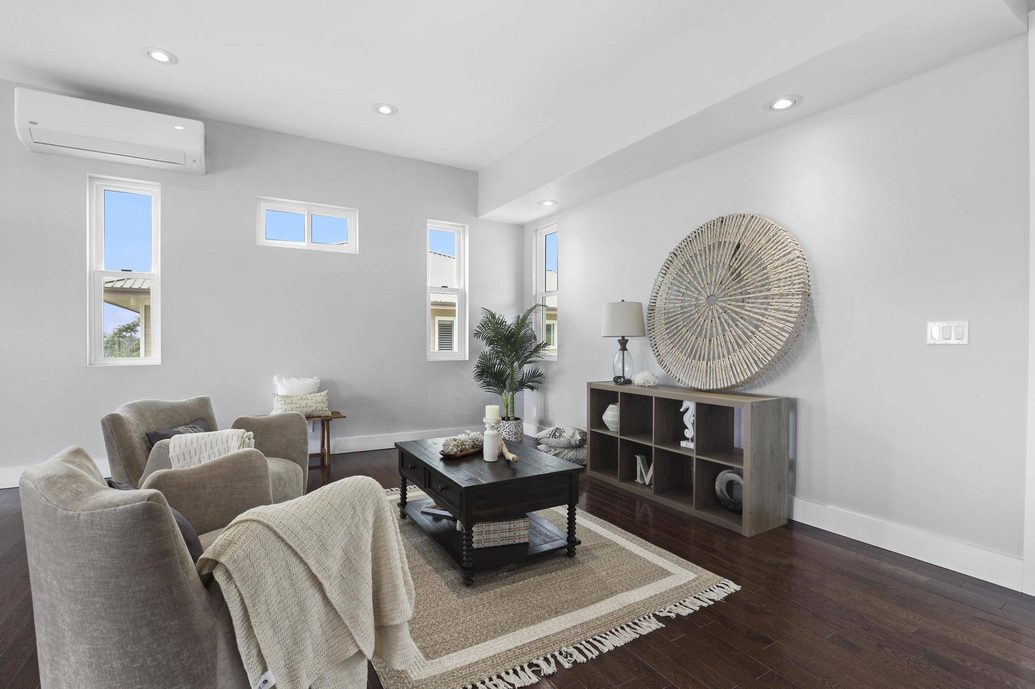 Hilo, HI 96720,27-2458 KAHALA PL