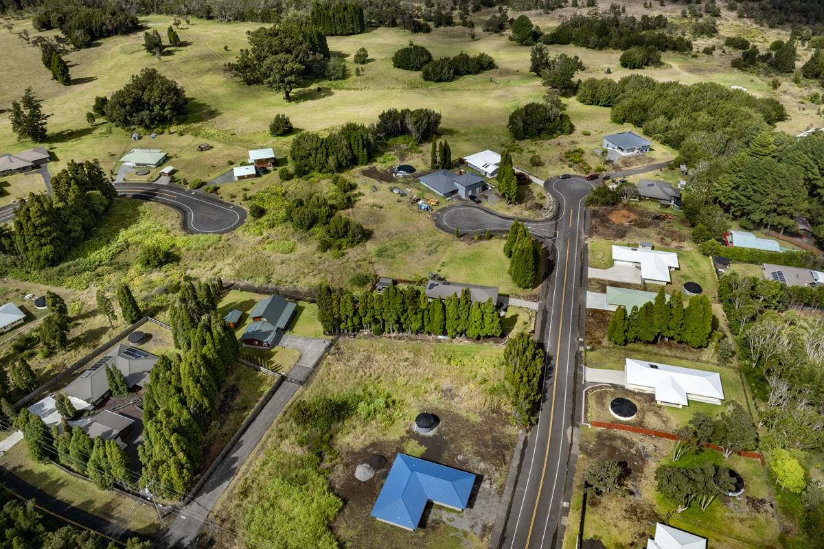 99-309 MAUNANANI PL, Volcano, HI 96718