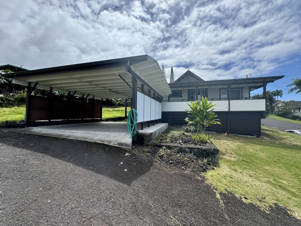 Kailua-kona, HI 96740,74-5075 KAU PL