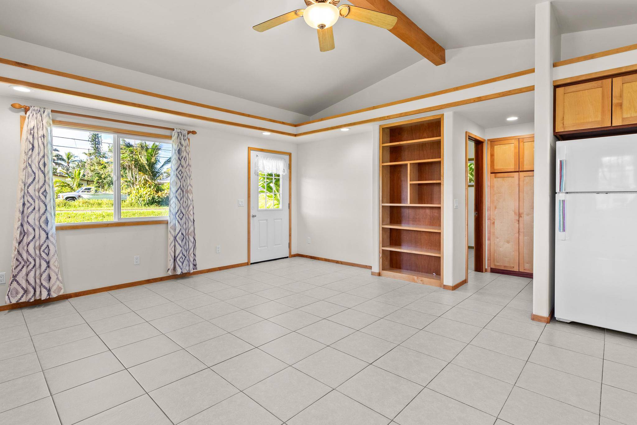 Pahoa, HI 96778,16-2065 WOODROSE DR