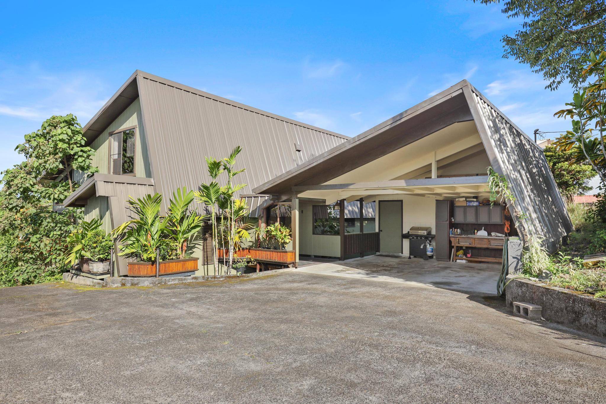 255 ANELA ST, Hilo, HI 96720