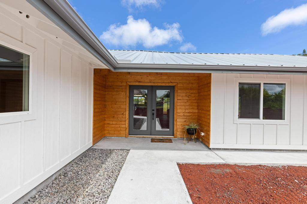Keaau, HI 96749,15-1505 14TH AVE