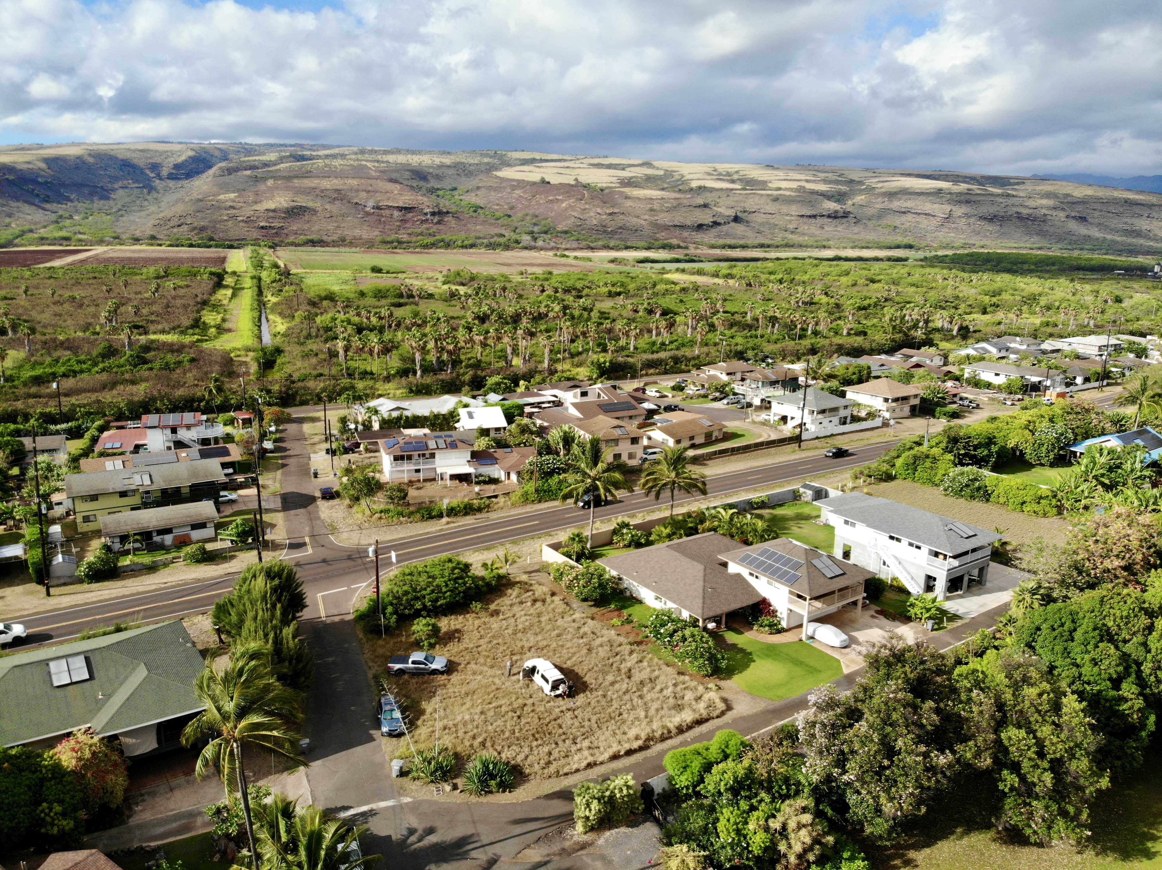MAMO RD #1, Kekaha, HI 96752