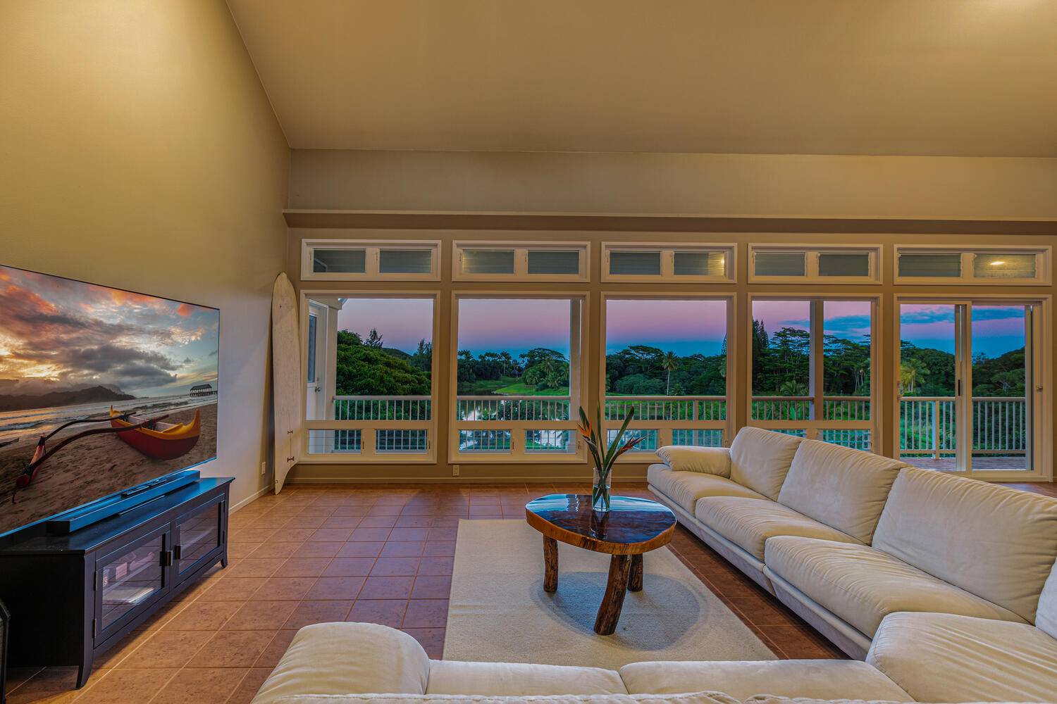 Kilauea, HI 96754,4633 WAIAKALUA ST