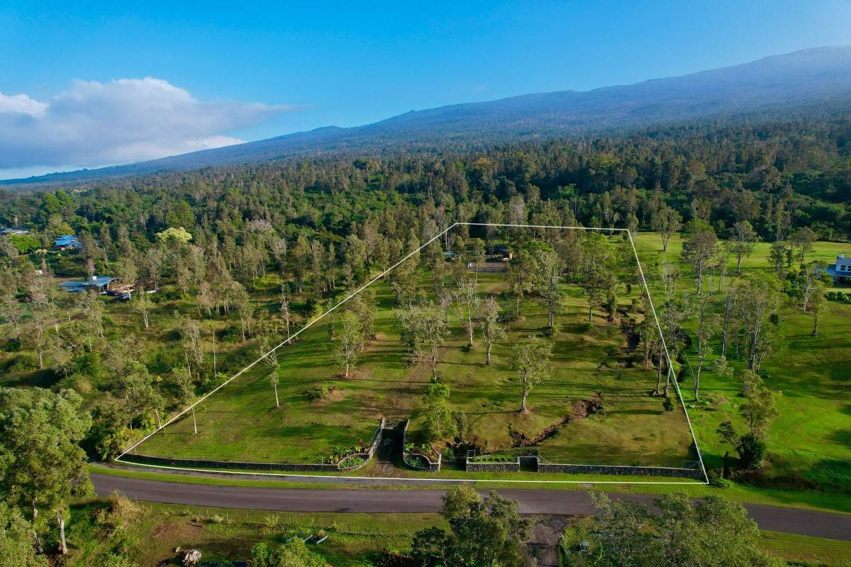 Holualoa, HI 96725,75-1291 KEOPU MAUKA DR