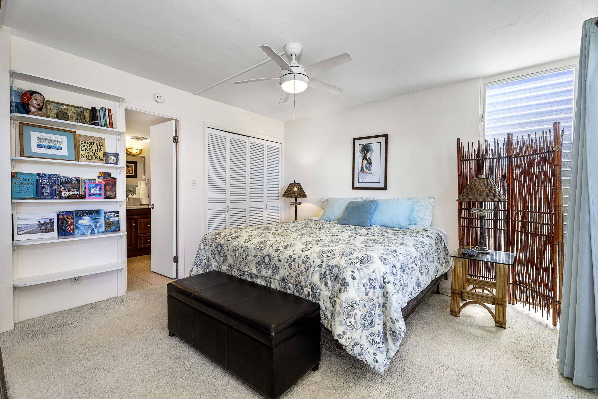 Kailua-kona, HI 96740,75-6016 ALII DR #236