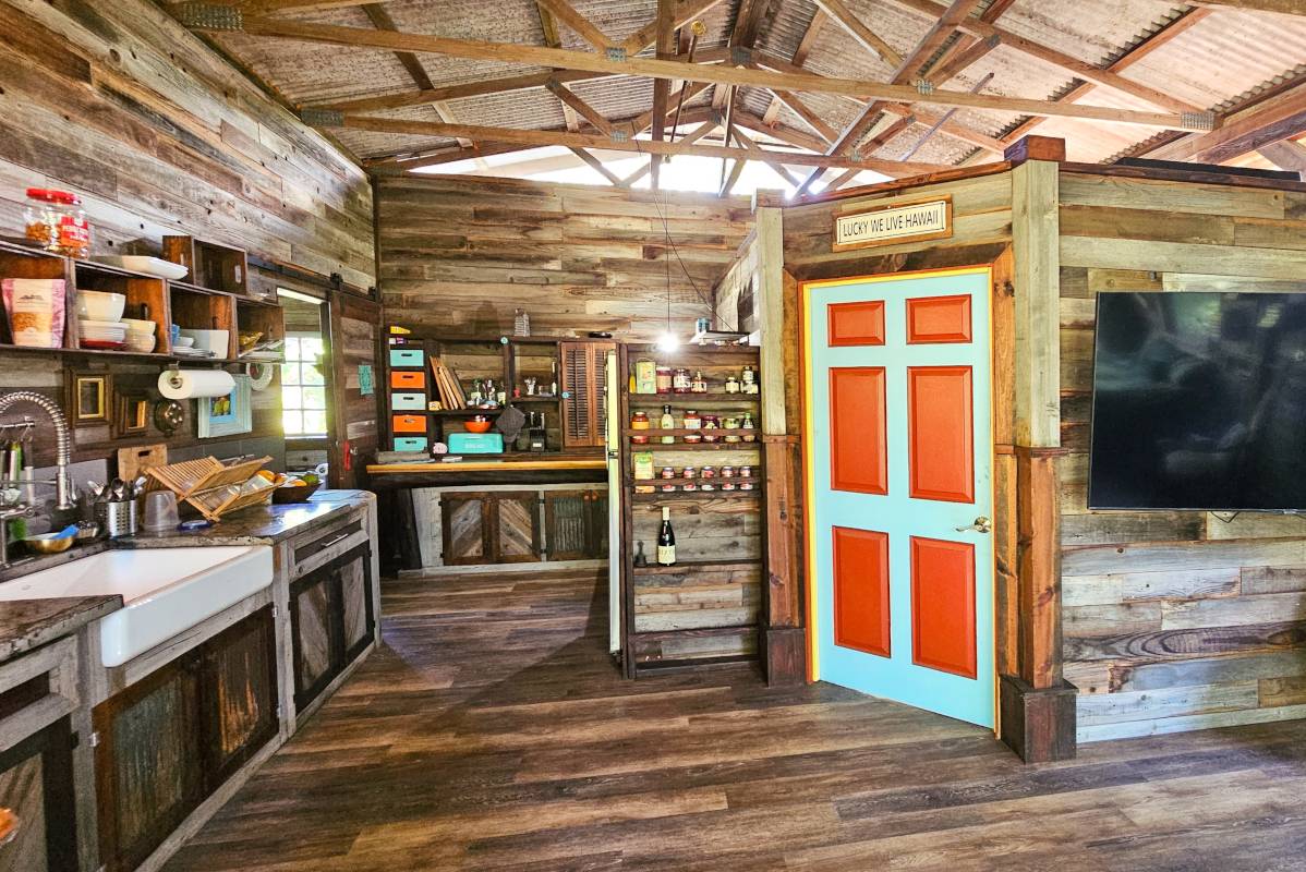 Pahoa, HI 96778,14-249 PAKAKA RD